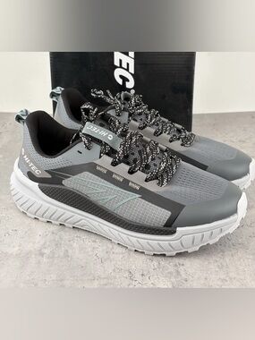 Hi-Tec Men’s Trail Shoes Lightweight Hiking Sneakers Black Gray SZ 9.5 New